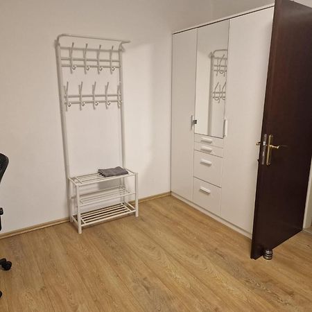 A Special Room In A Private German Style Home Манхайм Екстериор снимка